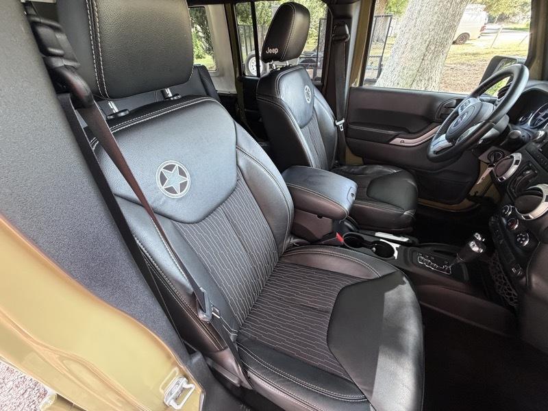 Jeep Wrangler Unlimited Sport 4WD 2013