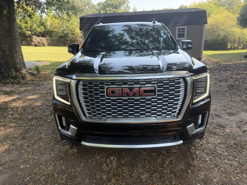 GMC Yukon XL Denali 2WD 4dr 1500 2021