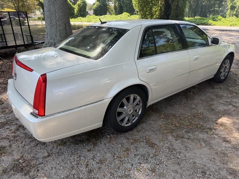 Cadillac DTS Luxury II 2008