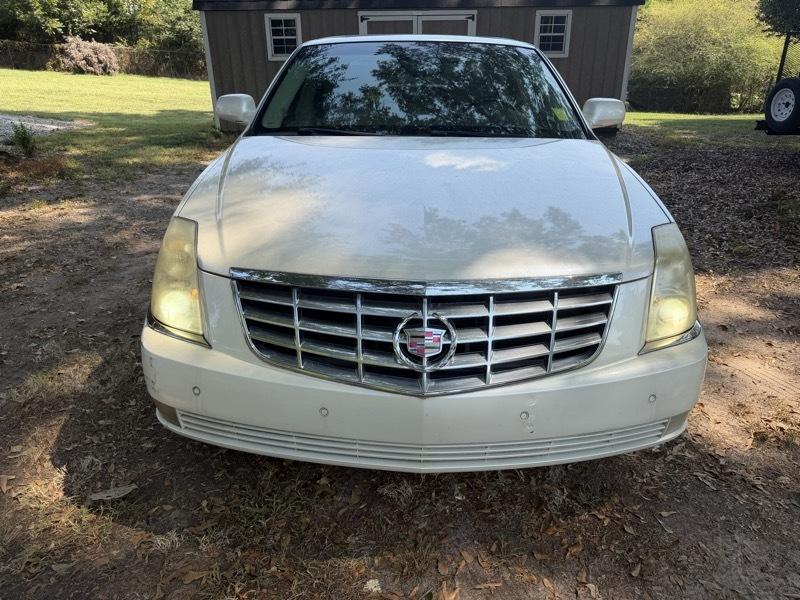Cadillac DTS Luxury II 2008