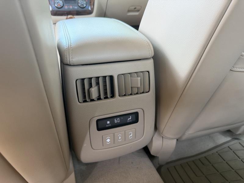 Cadillac DTS Luxury II 2008