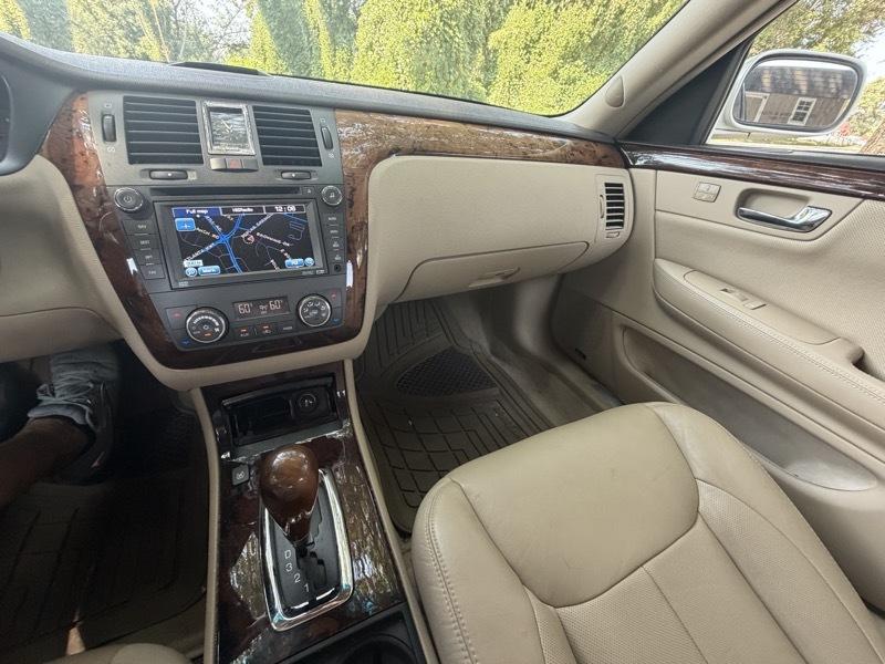 Cadillac DTS Luxury II 2008
