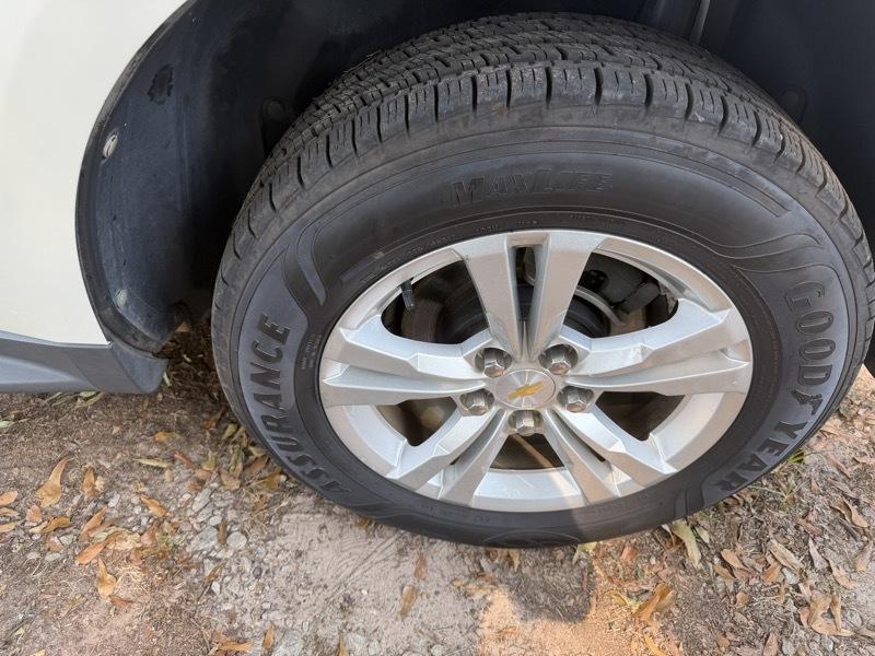 Chevrolet Equinox 1LT 2WD 2012