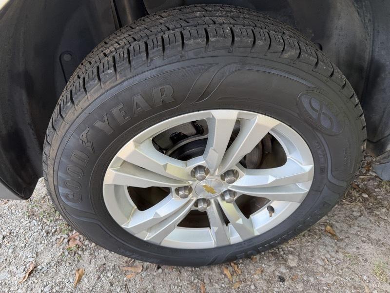 Chevrolet Equinox 1LT 2WD 2012
