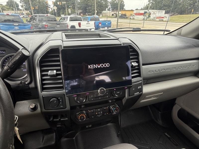 Ford F-250 SD XLT Crew Cab 4WD 2019