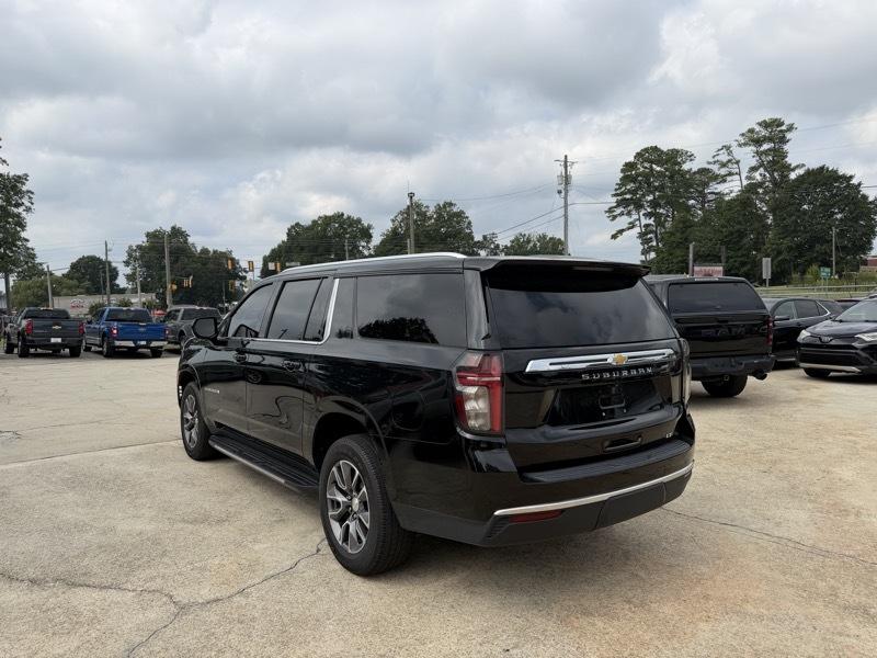 Chevrolet Suburban LT 2WD 2023