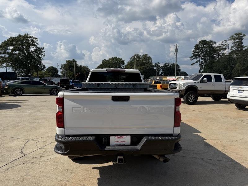 Chevrolet Silverado photo 4