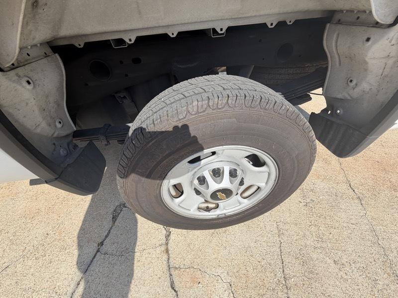 Chevrolet Silverado photo 13