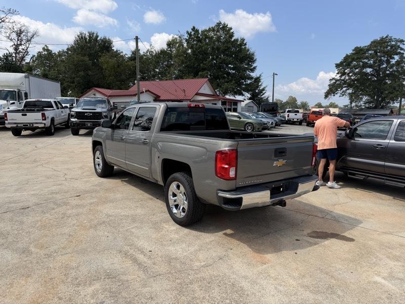 Chevrolet Silverado 1500 LTZ Crew Cab 2WD 2017
