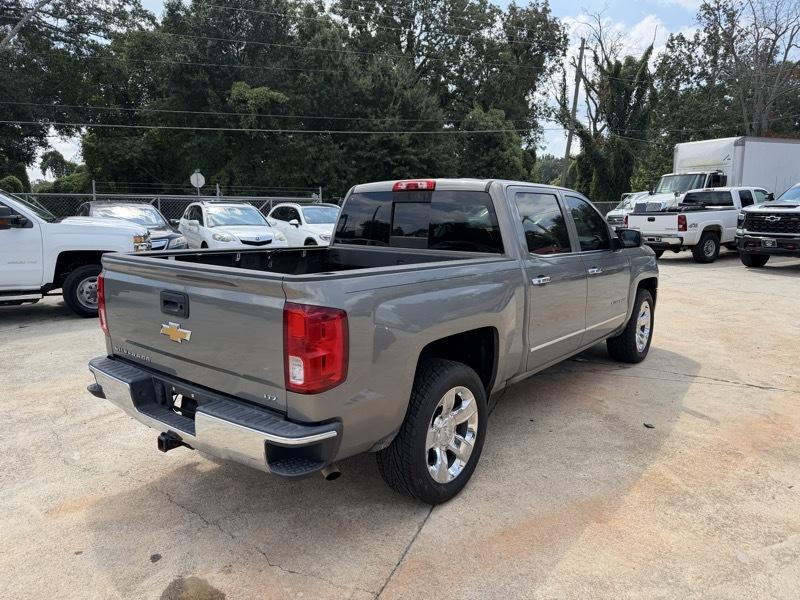 Chevrolet Silverado 1500 LTZ Crew Cab 2WD 2017
