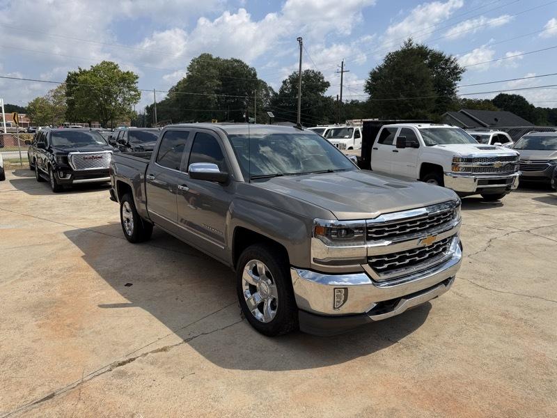 Chevrolet Silverado 1500 LTZ Crew Cab 2WD 2017