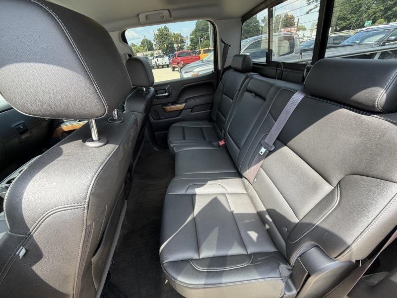 Chevrolet Silverado 1500 LTZ Crew Cab 2WD 2017