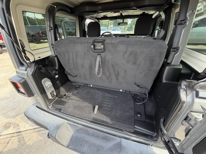 Jeep Wrangler Sport 4WD 2020