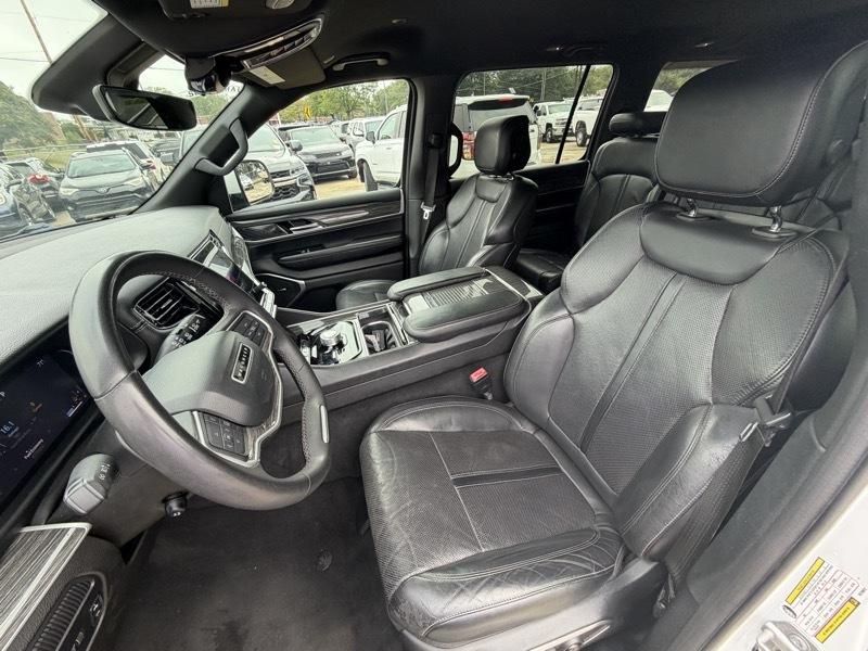 Jeep Wagoneer Series II 4WD 2022