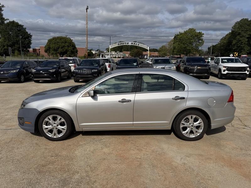 Ford Fusion SE 2012