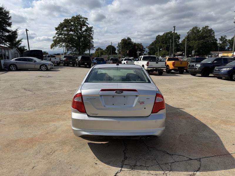 Ford Fusion SE 2012