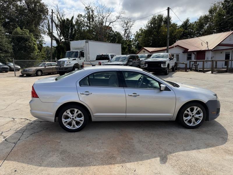 Ford Fusion SE 2012