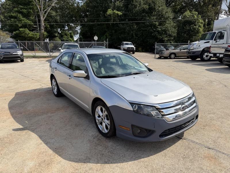 Ford Fusion SE 2012