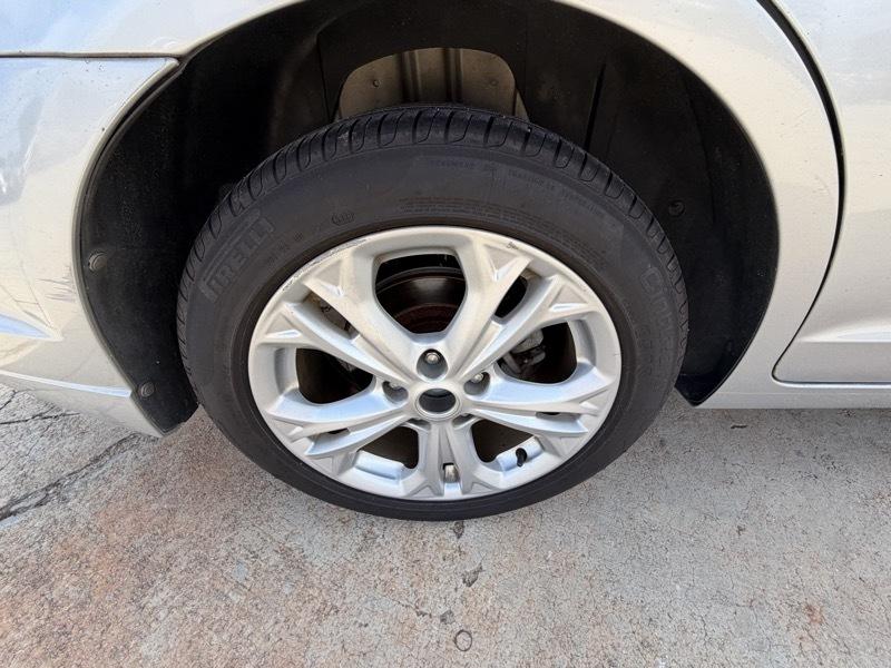 Ford Fusion SE 2012