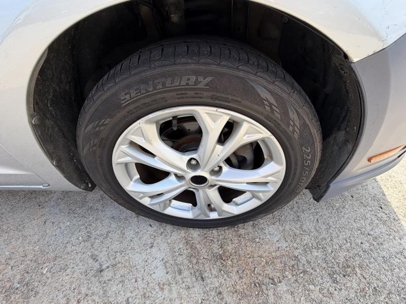 Ford Fusion SE 2012