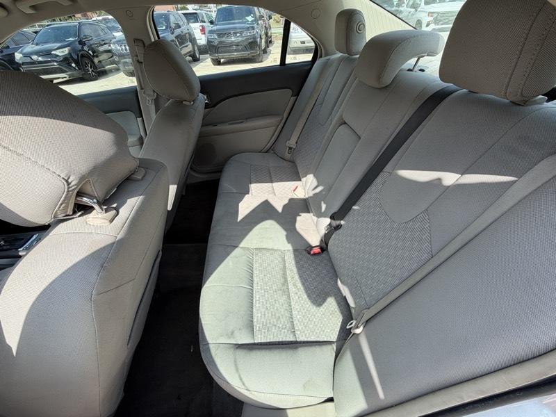 Ford Fusion SE 2012