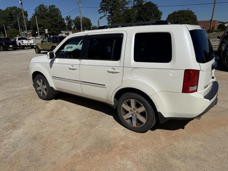 Honda Pilot Touring 4WD 5-Spd AT with DVD 2012