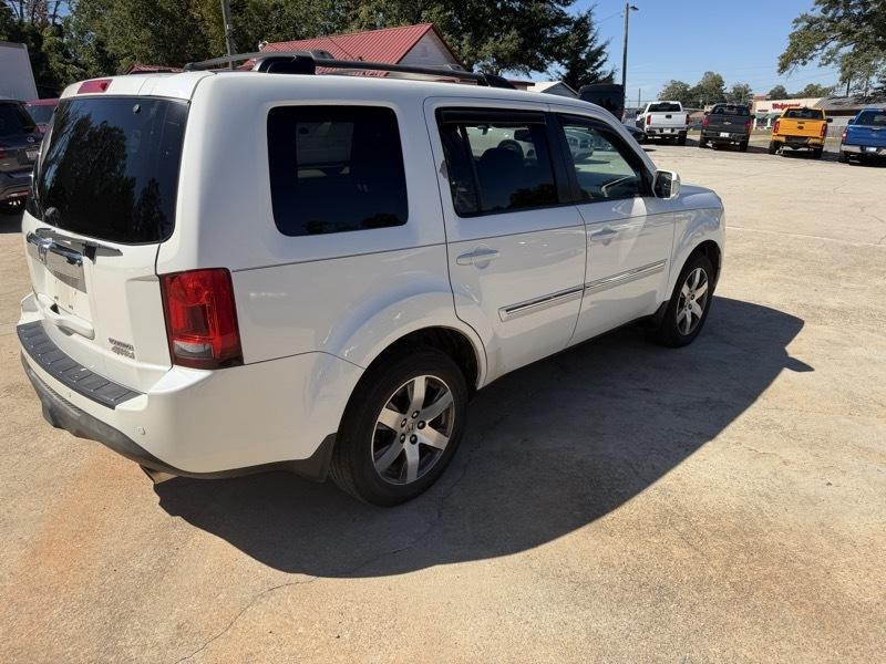 Honda Pilot Touring 4WD 5-Spd AT with DVD 2012
