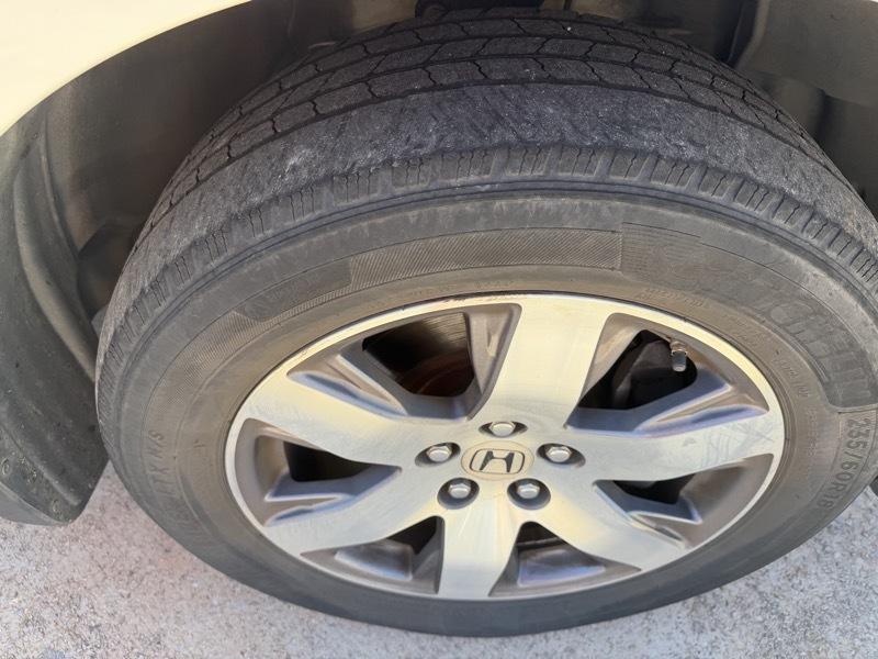 Honda Pilot Touring 4WD 5-Spd AT with DVD 2012