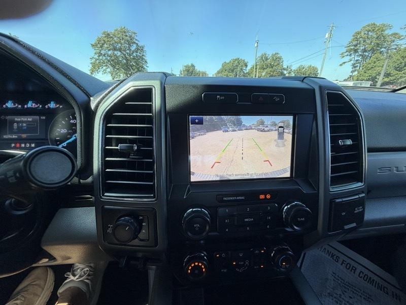 Ford F-250 SD XLT Crew Cab 4WD 2021
