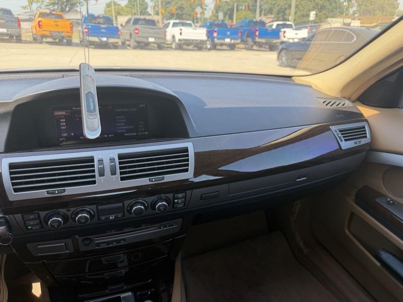 BMW 7-Series 750Li 2006