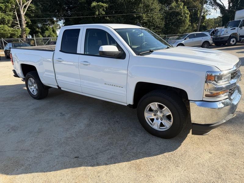Chevrolet Silverado 1500 LT Double Cab 2WD 2017