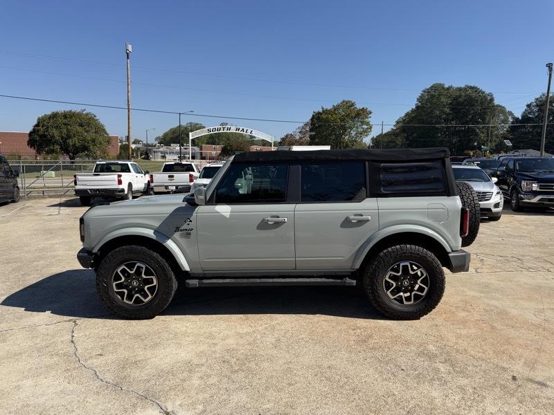 Ford Bronco Outer Banks 4-Door 2022