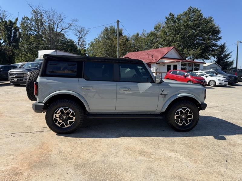 Ford Bronco Outer Banks 4-Door 2022