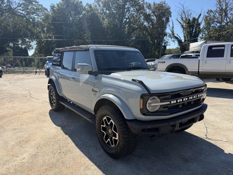 Ford Bronco Outer Banks 4-Door 2022