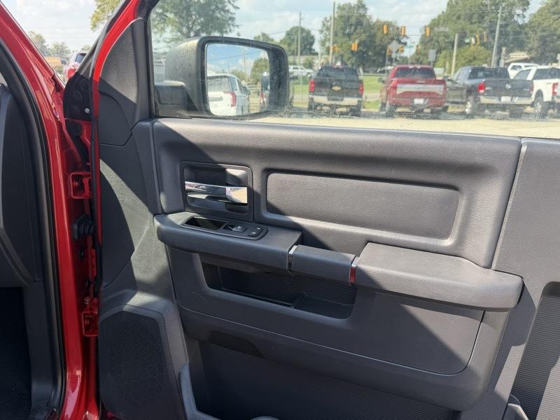 RAM 1500 ST SWB 2WD 2012
