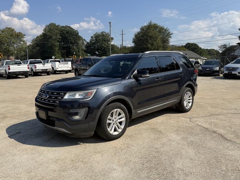 Ford Explorer XLT FWD 2017
