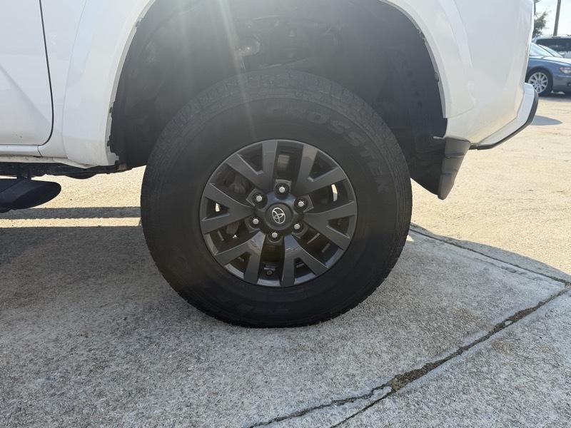 Toyota Tacoma SR5 Double Cab 2WD 2021