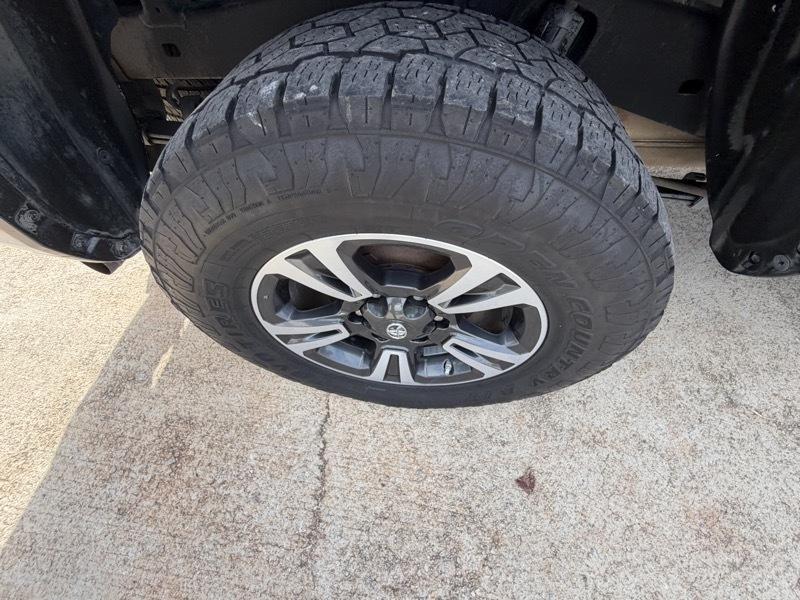 Toyota Tacoma TRD Off Road Double Cab 5' Bed V6 4x4 AT (Natl) 2019
