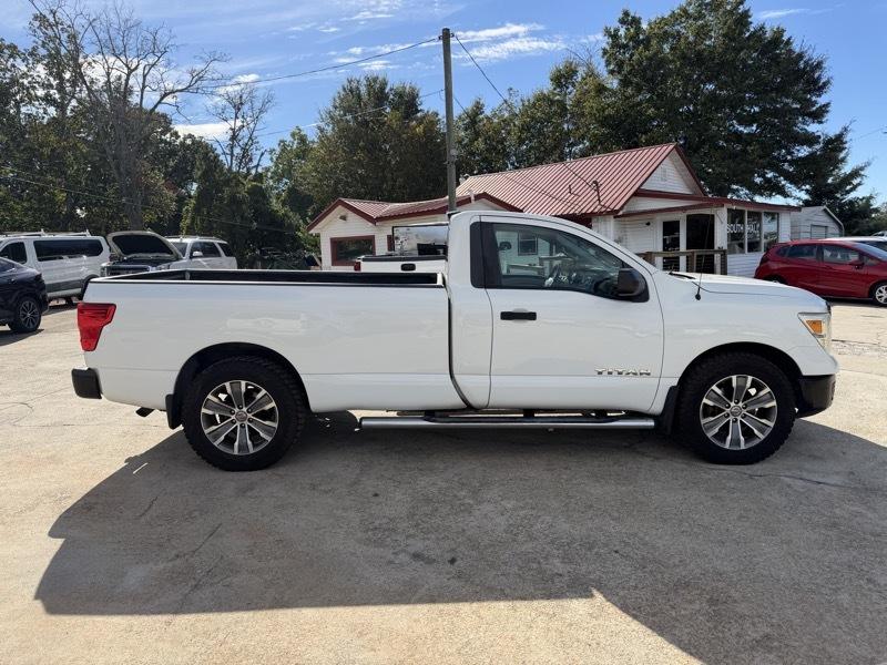 Nissan Titan 2WD 2017