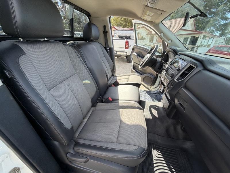 Nissan Titan 2WD 2017