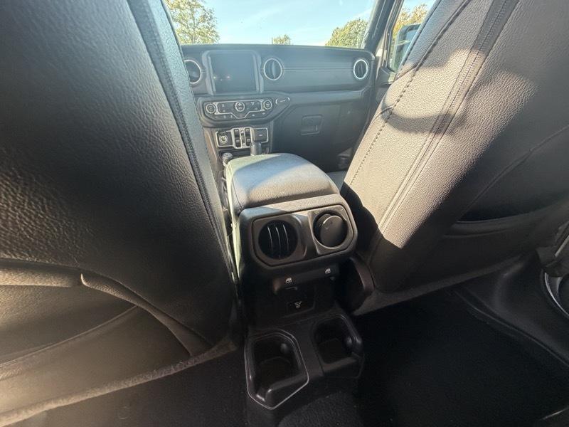 Jeep Gladiator Overland 2021