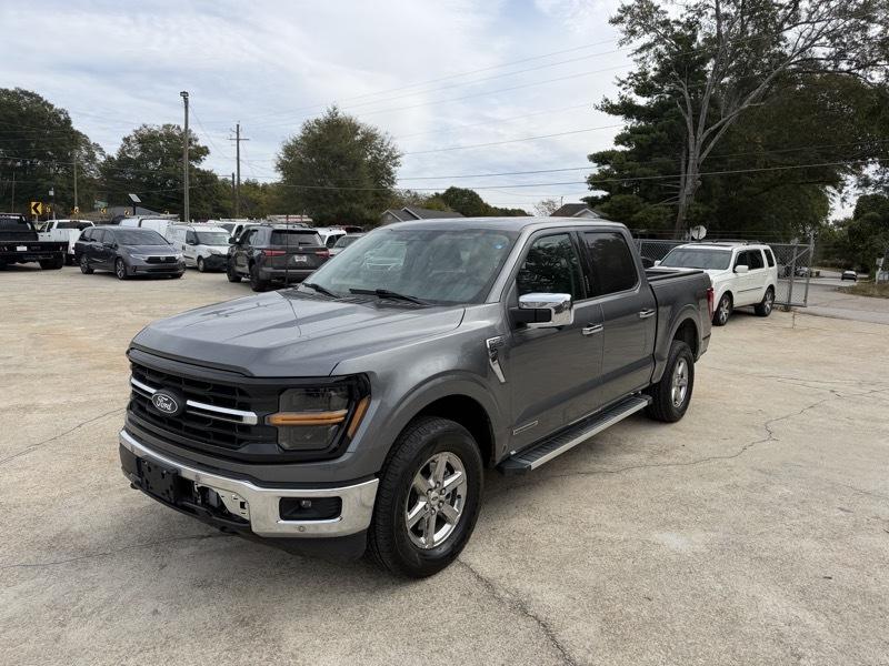 Ford F-150 XLT SuperCrew 4WD 2024