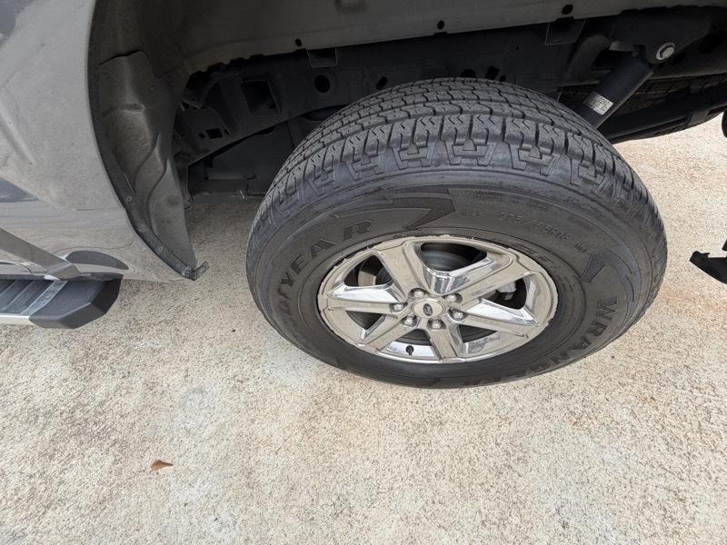 Ford F-150 XLT SuperCrew 4WD 2024