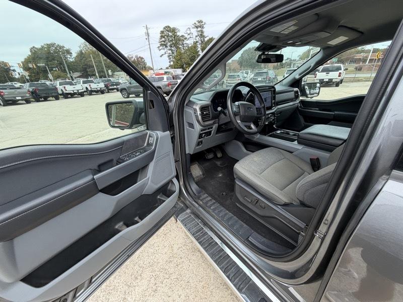 Ford F-150 XLT SuperCrew 4WD 2024