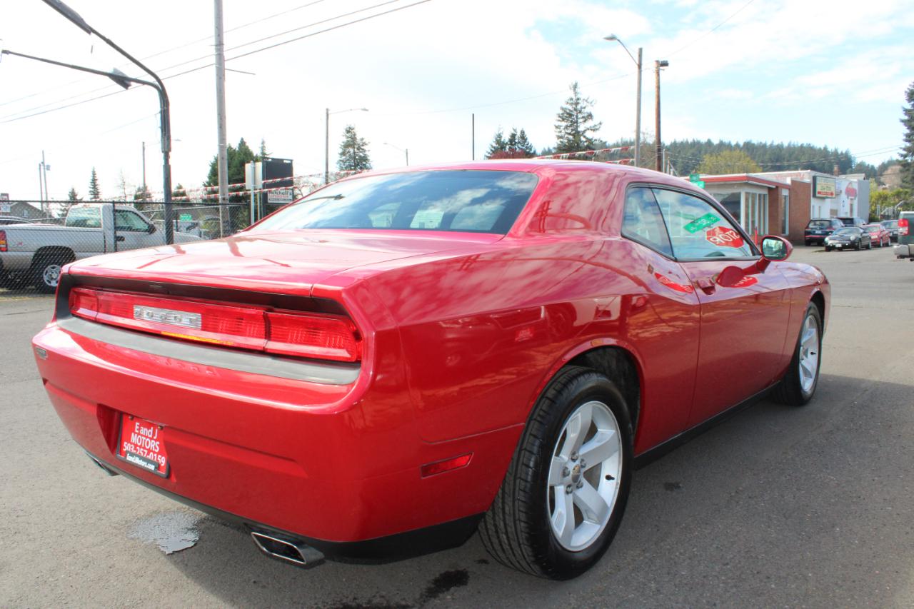 Dodge Challenger 2dr Cpe SXT 2013