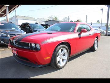 2013 Dodge Challenger 2dr Cpe SXT