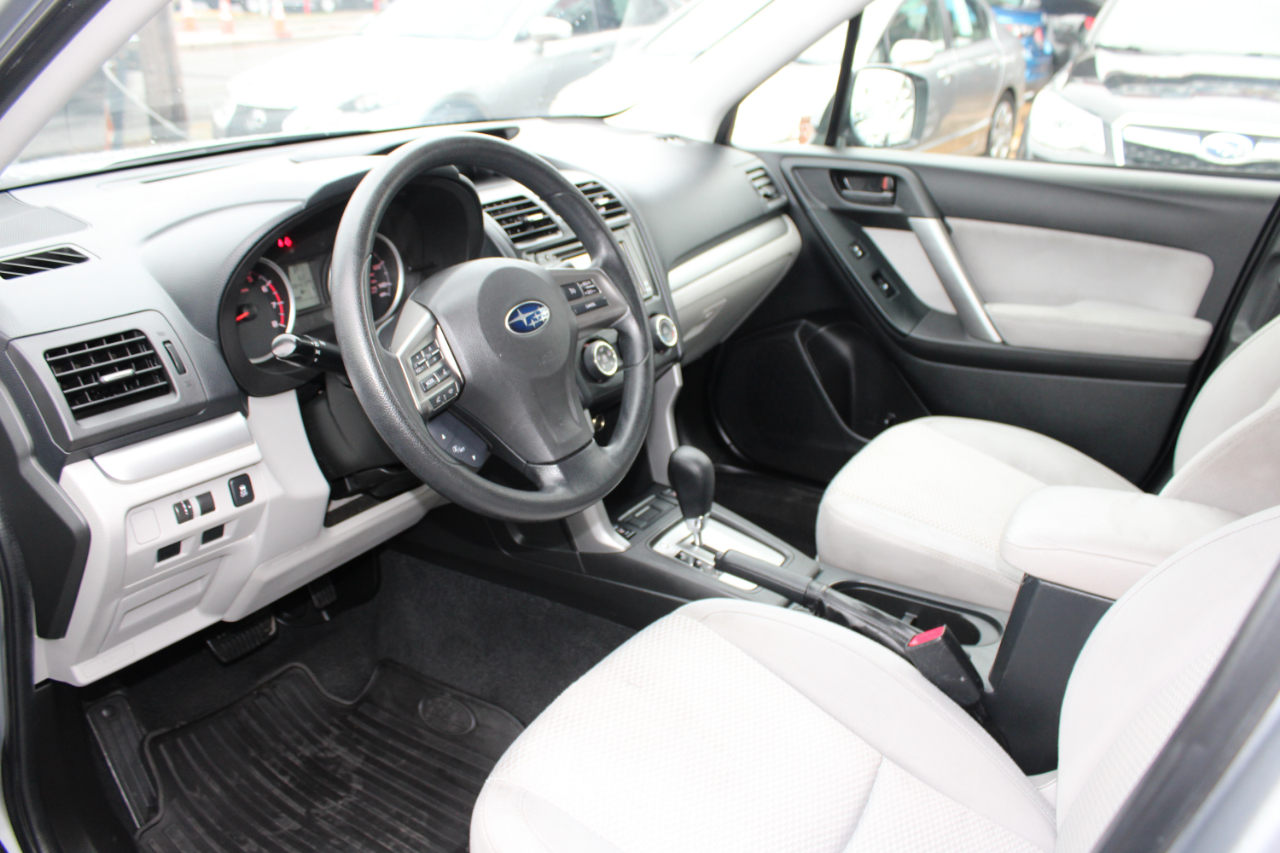 Subaru Forester 4dr Auto 2.5i Premium PZEV 2014