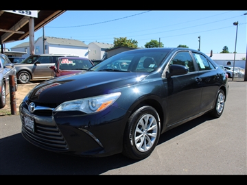 2015 Toyota Camry 4dr Sdn I4 Auto XLE (Natl)