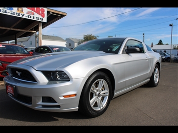 2014 Ford Mustang 2dr Cpe V6