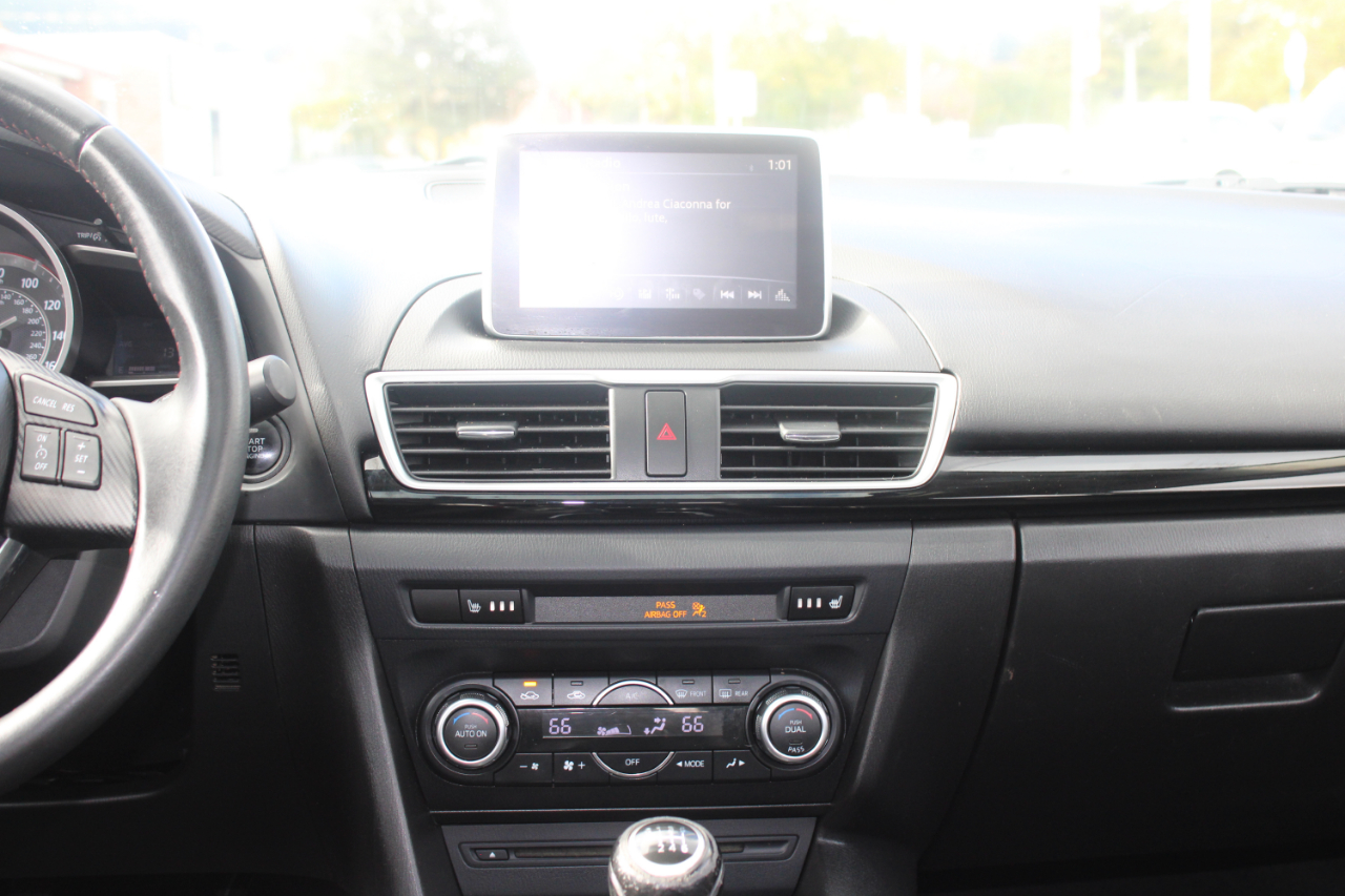 Mazda MAZDA3 5dr HB Man i Grand Touring 2014 Mazda MAZDA3 5dr HB Man i Grand Touring 2014